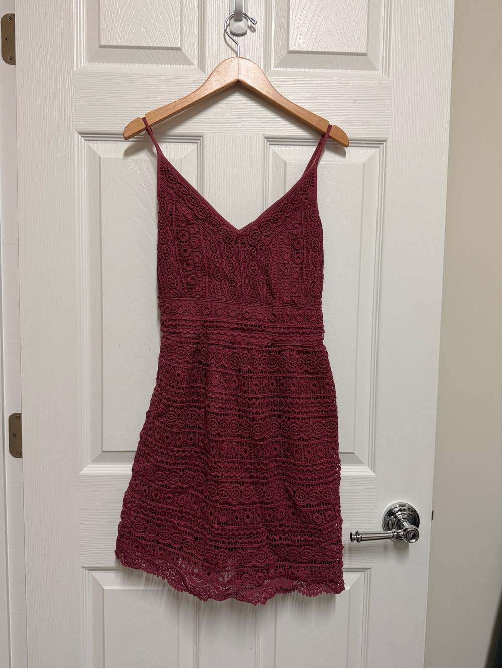 Abercrombie & Fitch Women’s Cotton Lace Cami Dress in Wine